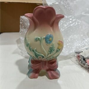 Vintage Original Hull Art Pottery Bowknot B-2 5" Vase .Floral Ceramic Vase
